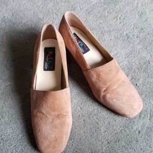 EUC Savida Allison Sz 8.5 tan suede pumps
